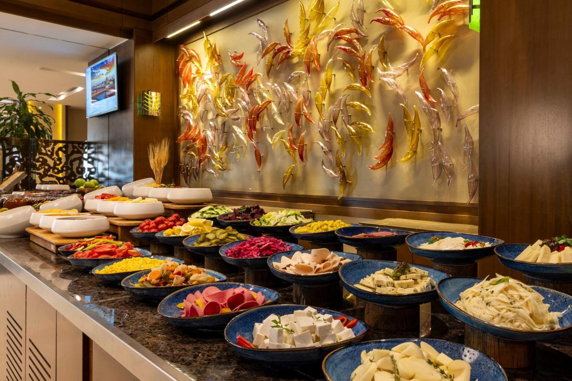 Ramada Plaza By Wyndham Tekstilkent 5* Istambul