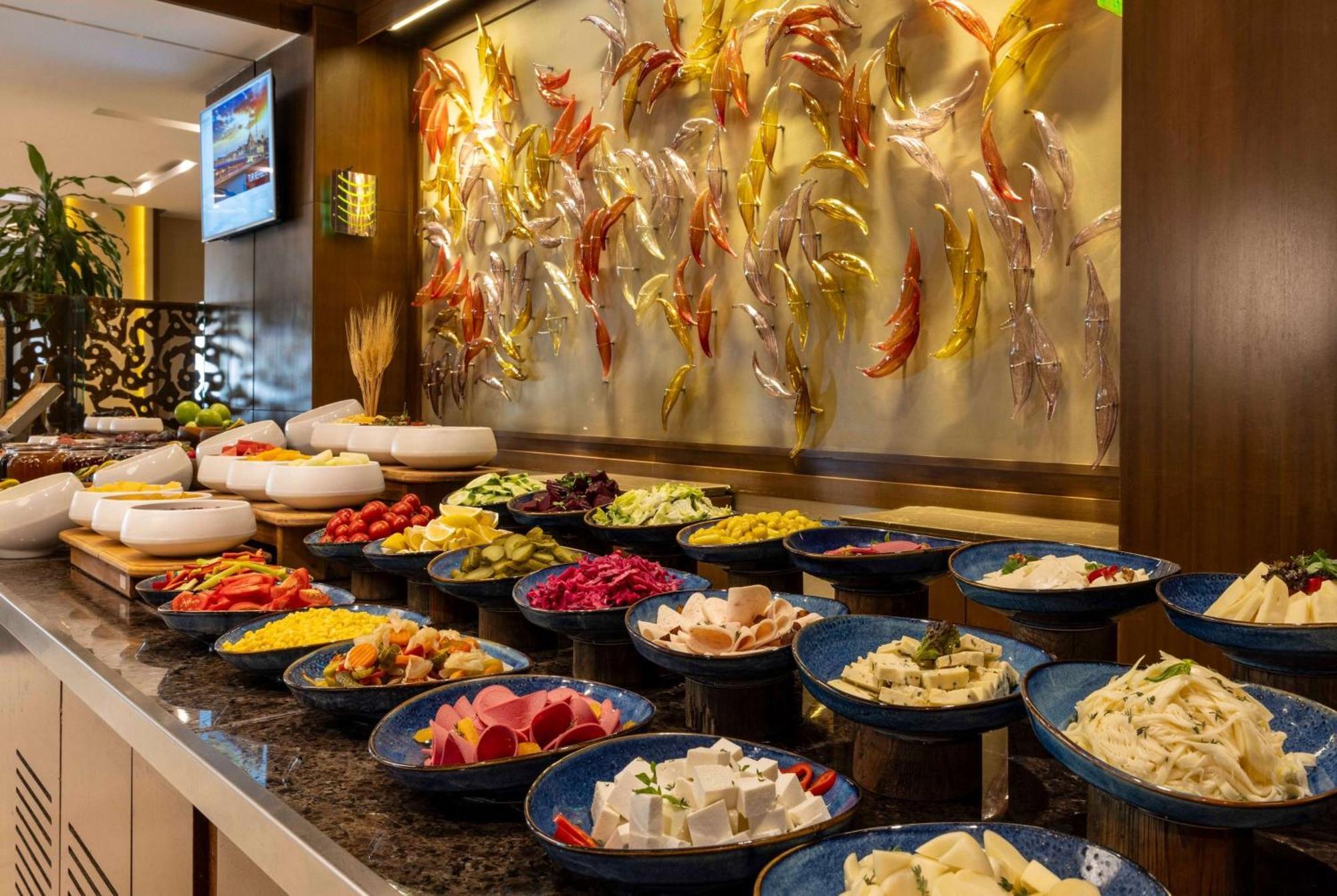 Ramada Plaza By Wyndham Tekstilkent Hotel Istambul