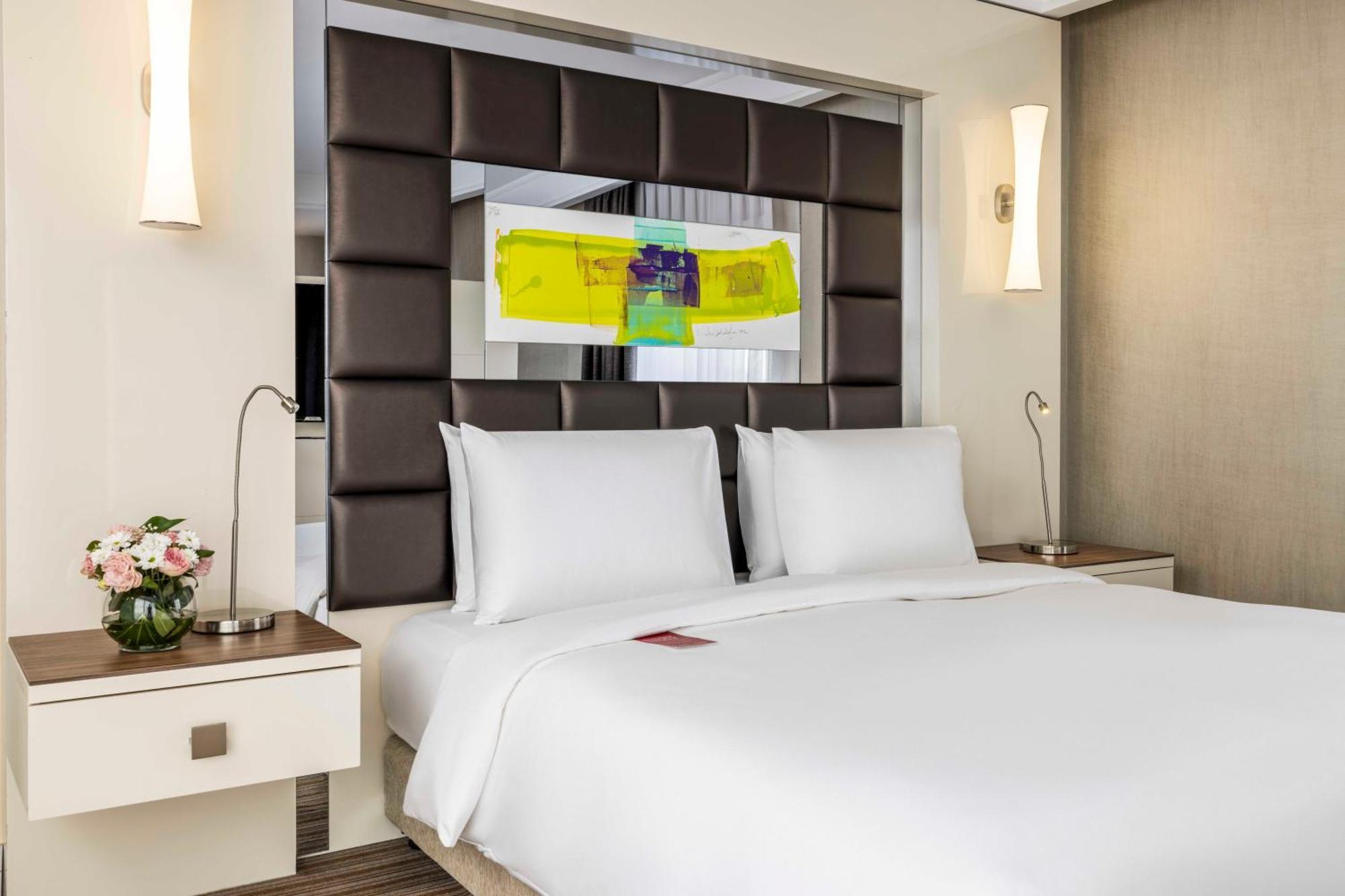 Otel Ramada Plaza By Wyndham Tekstilkent 5*