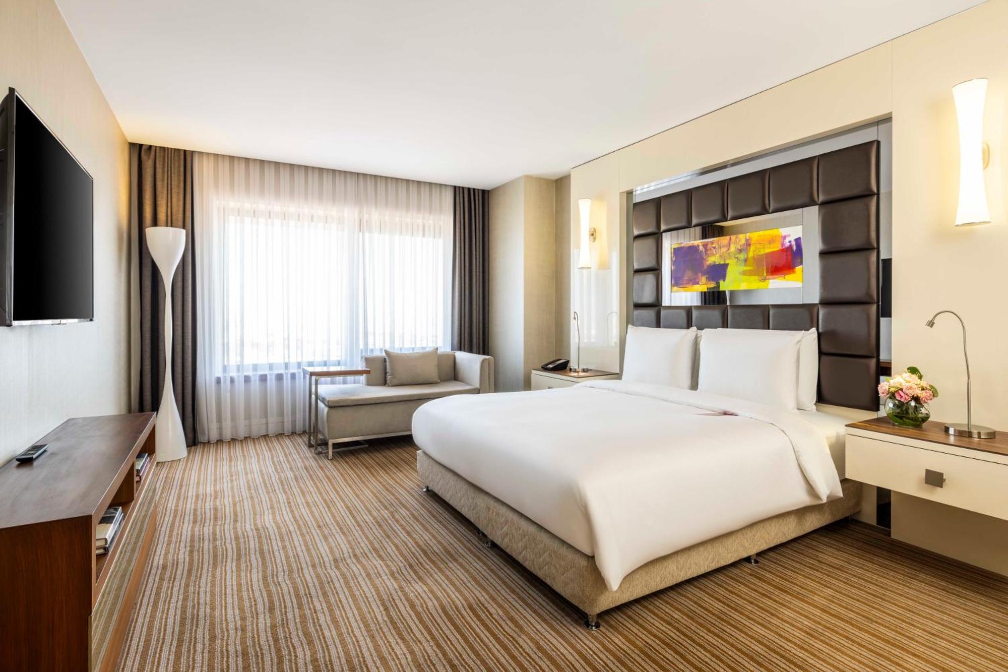 Ramada Plaza By Wyndham Tekstilkent Готель 5*